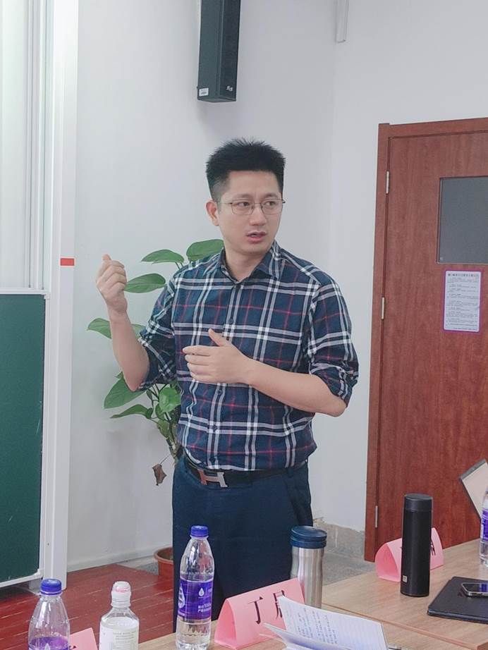 邵 邵